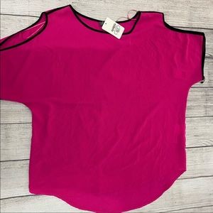 Vince Camuto Pink Lightweight Blouse Women's Size Medium NWT